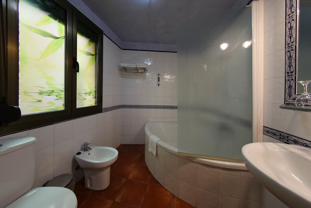 Hotel Rural Ocell Francoli Espluga de Francolí Екстериор снимка