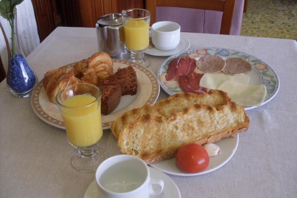 Hotel Rural Ocell Francoli Espluga de Francolí Стая снимка